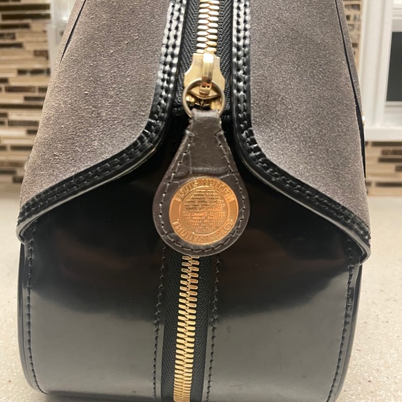 🔥SOLD🔥Louis Vuitton Prefall 2006 Tote - Picture 3 of 9